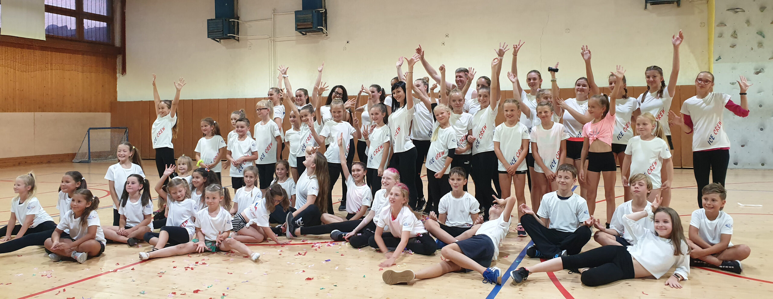 ICE CREW CAMP 2020 SPOLOCNA FOTKA TANEC